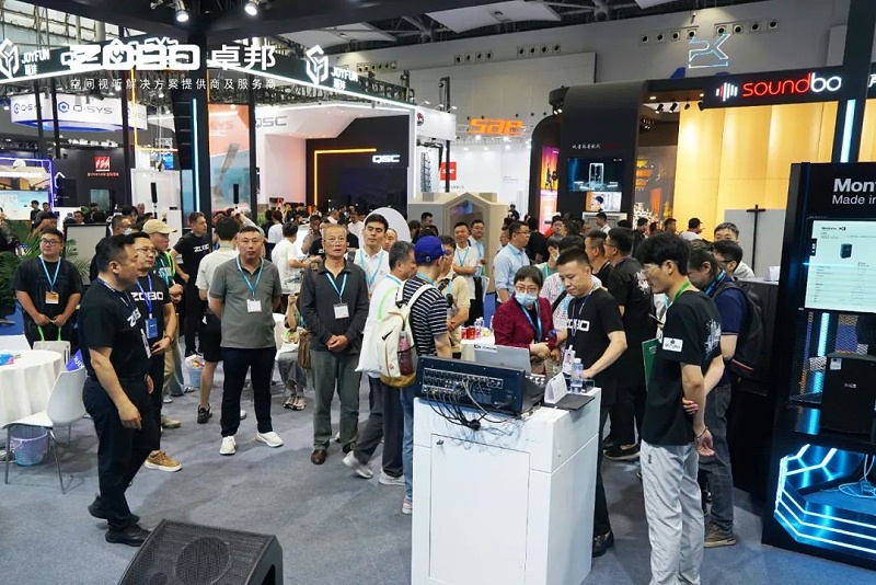 12人潮涌动，新品闪耀!ZOBO草莓视频软件免费下载广州展首日引爆行业焦点