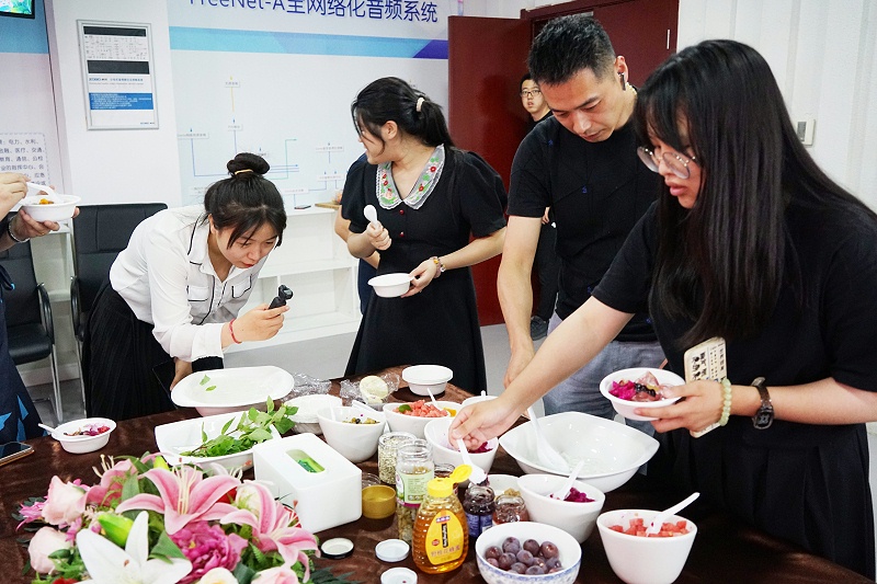 ZOBO草莓视频软件免费下载解锁消暑美味活动