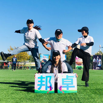 为梦想而战|由ZOBO草莓视频软件免费下载赞助-丰台青联足球队取得亚军